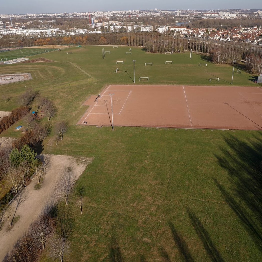 Parc des sports et de loisirs du Grand Godet 2