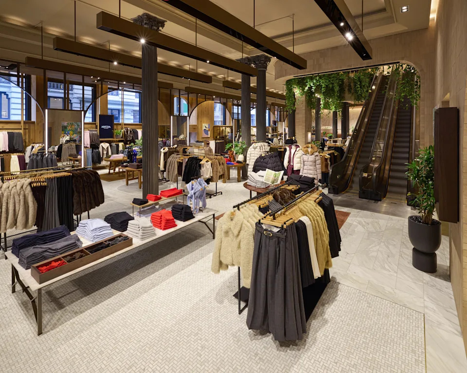 Aritzia 1