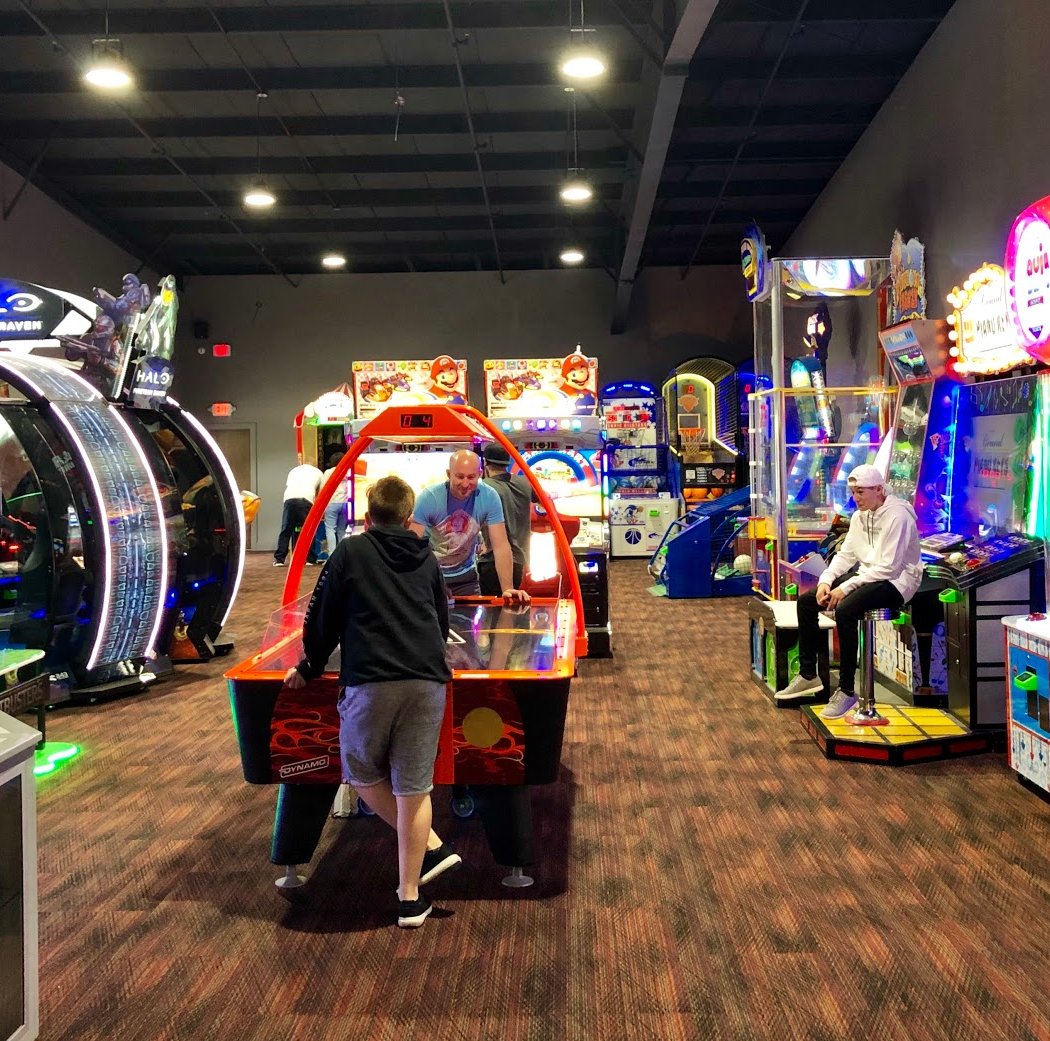 Thursday Pizza & Play 4