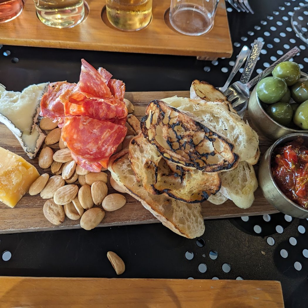 Mother’s Day in the Osteria 5