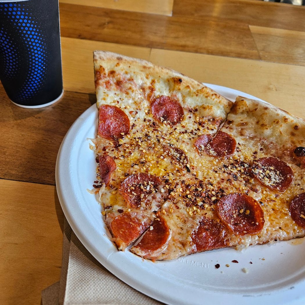 Stefano's Pizza 3