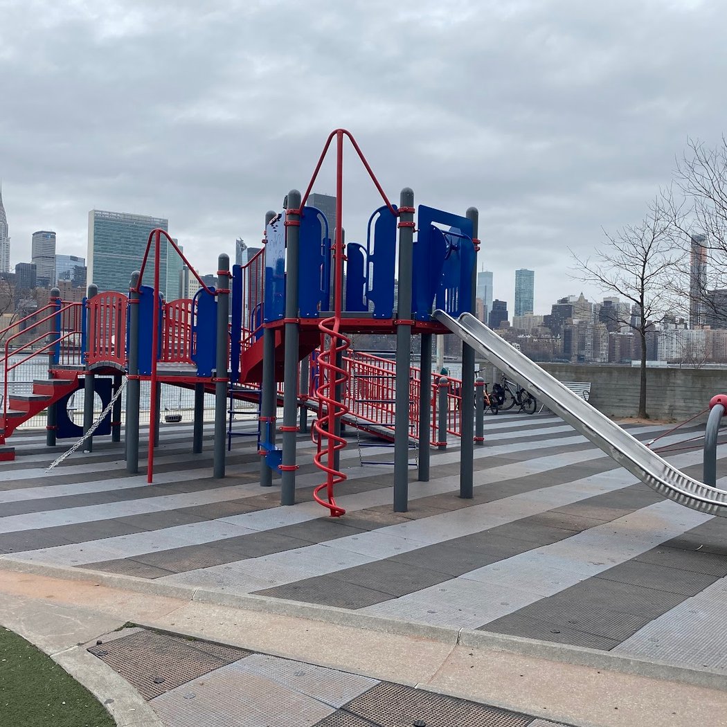 Hunter's Point South Park Playground 3