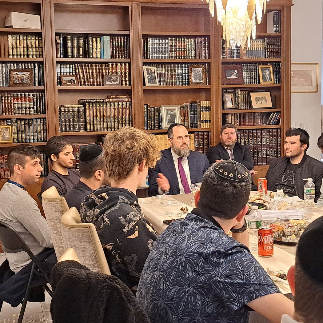 Brooklyn Shabbat Dinner At The Mansion 3