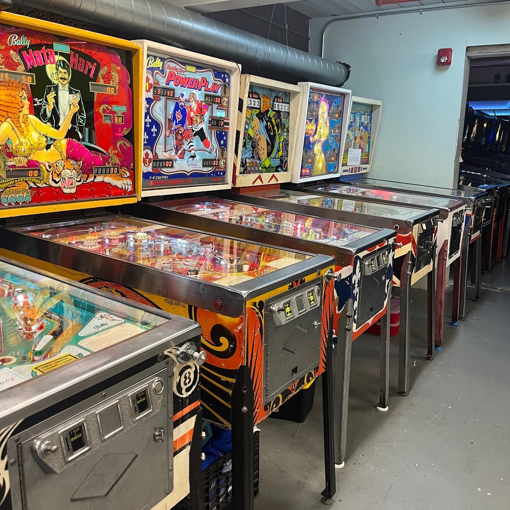 Electromagnetic Pinball Museum and Restoration 3