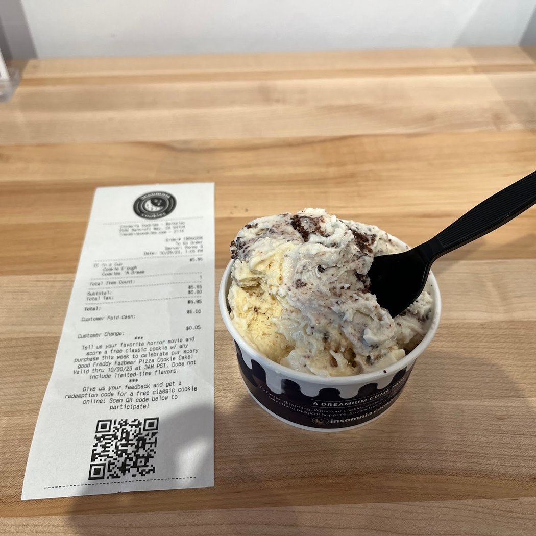 Insomnia Cookies 2