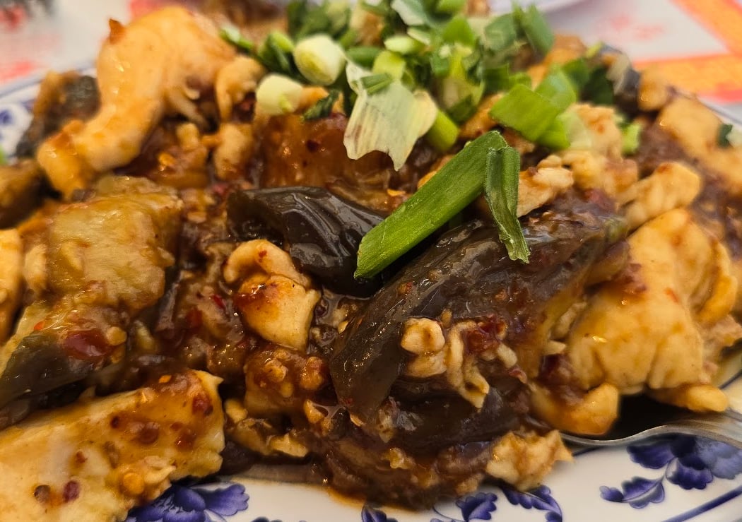 Hunan Taste Restaurant 3
