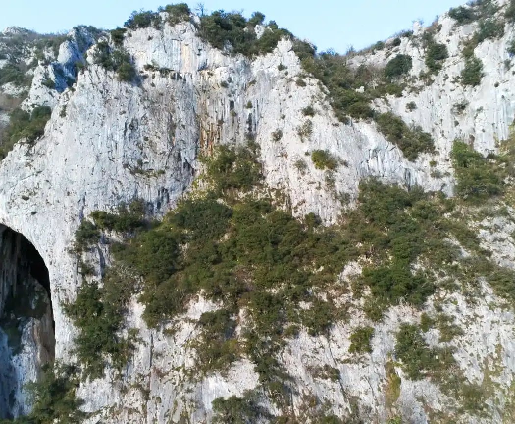 Cueva de la Leze 2