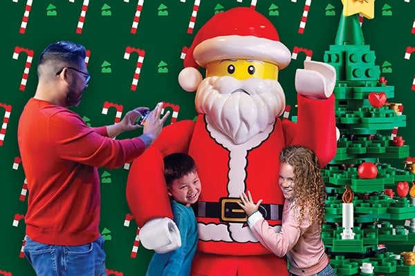 Holiday Bricktacular 1