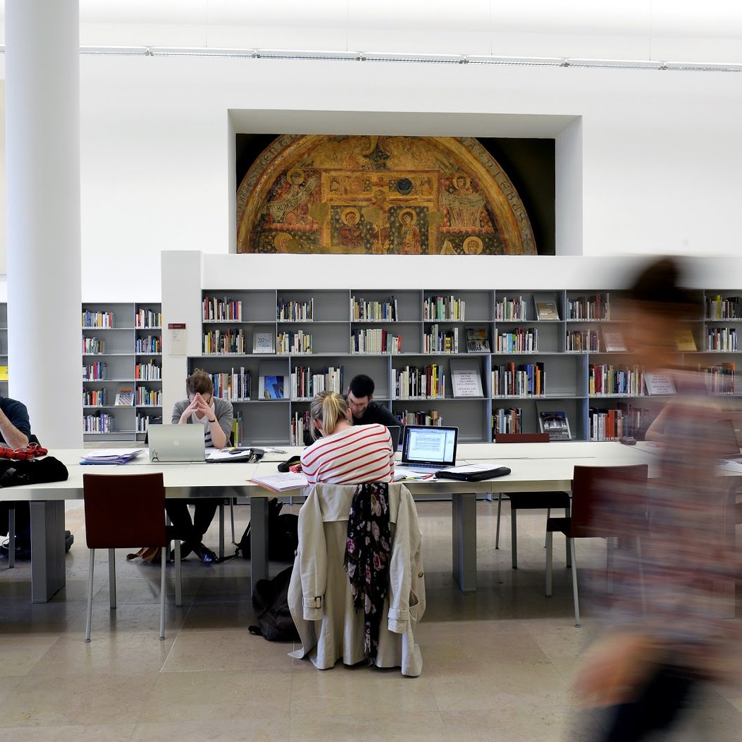 Library of Contemporary Architecture (City of the Architecture and the Heritage) 2