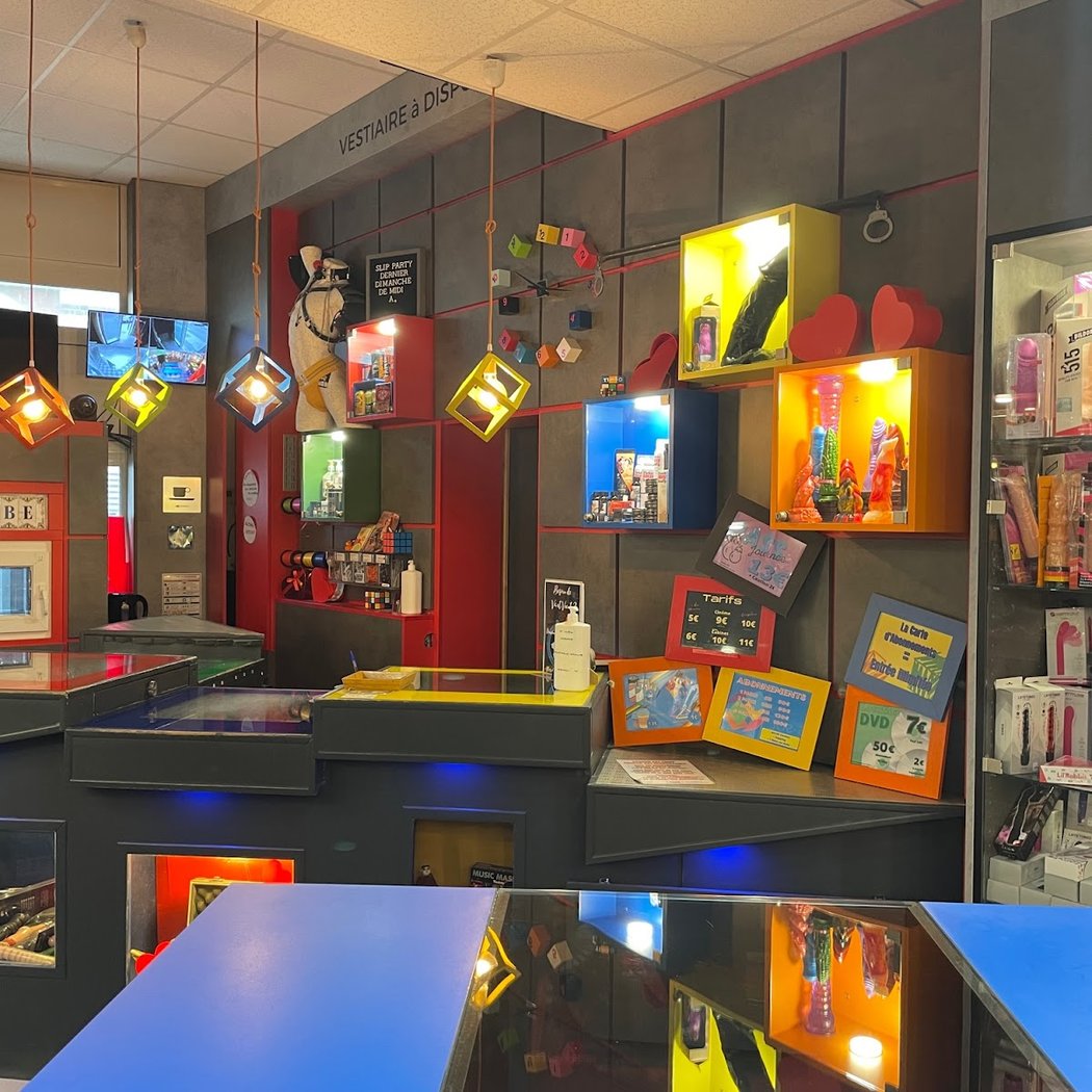 le CUBE - Sex Shop et Cruising 3