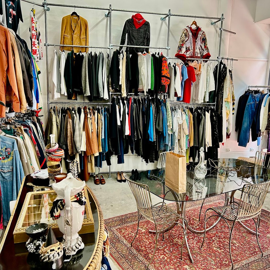 Glamourama Vintage - Boutique de vêtements vintage 3