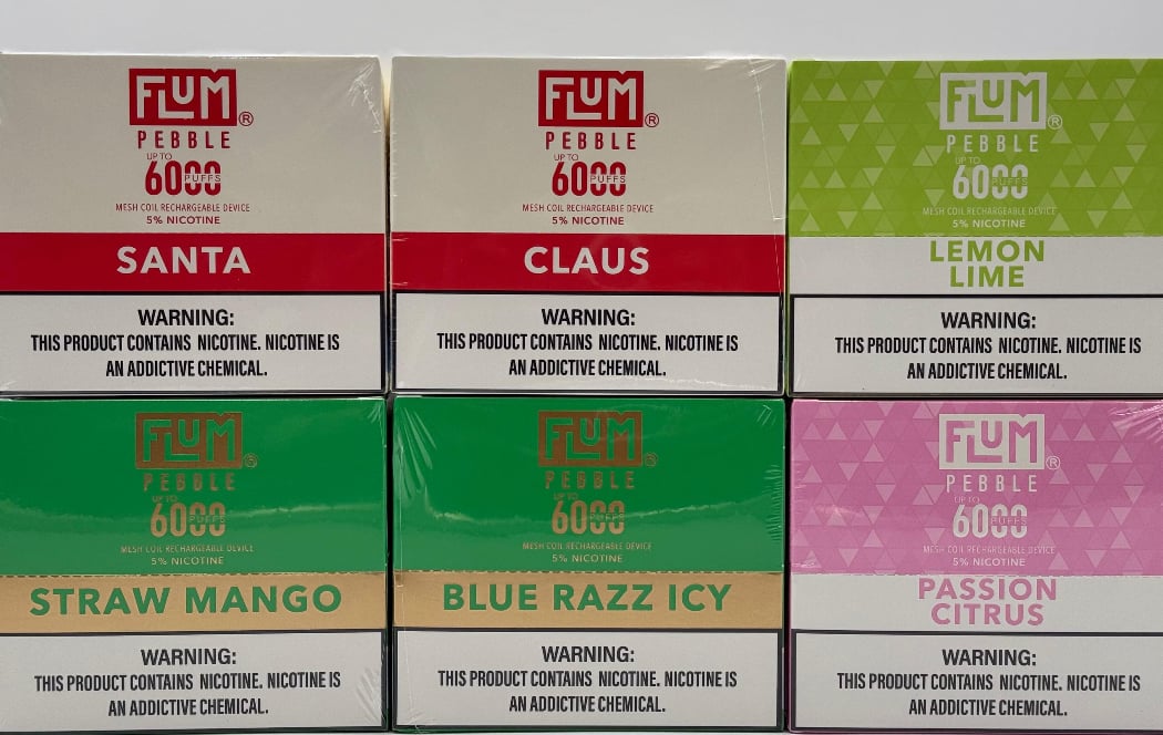 Discounts Cigarettes ( Upstairs Underground Smoke Shop)(Flum , Geek Bar , Juul , Zyn , Whip it , Hydroxy & WE DELIVER! 3