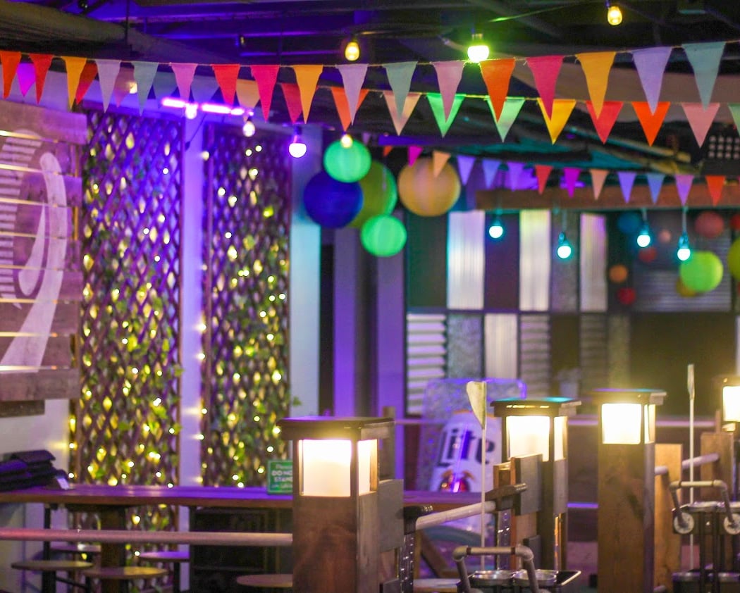 Nine Below | Build-Your-Own Mini Golf Bar - A Bars & Recreation Experience 2