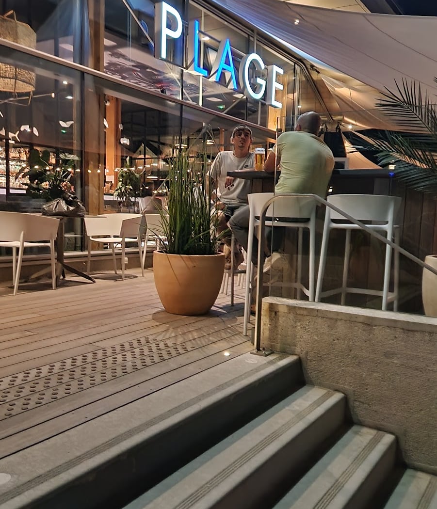 La Plage 3