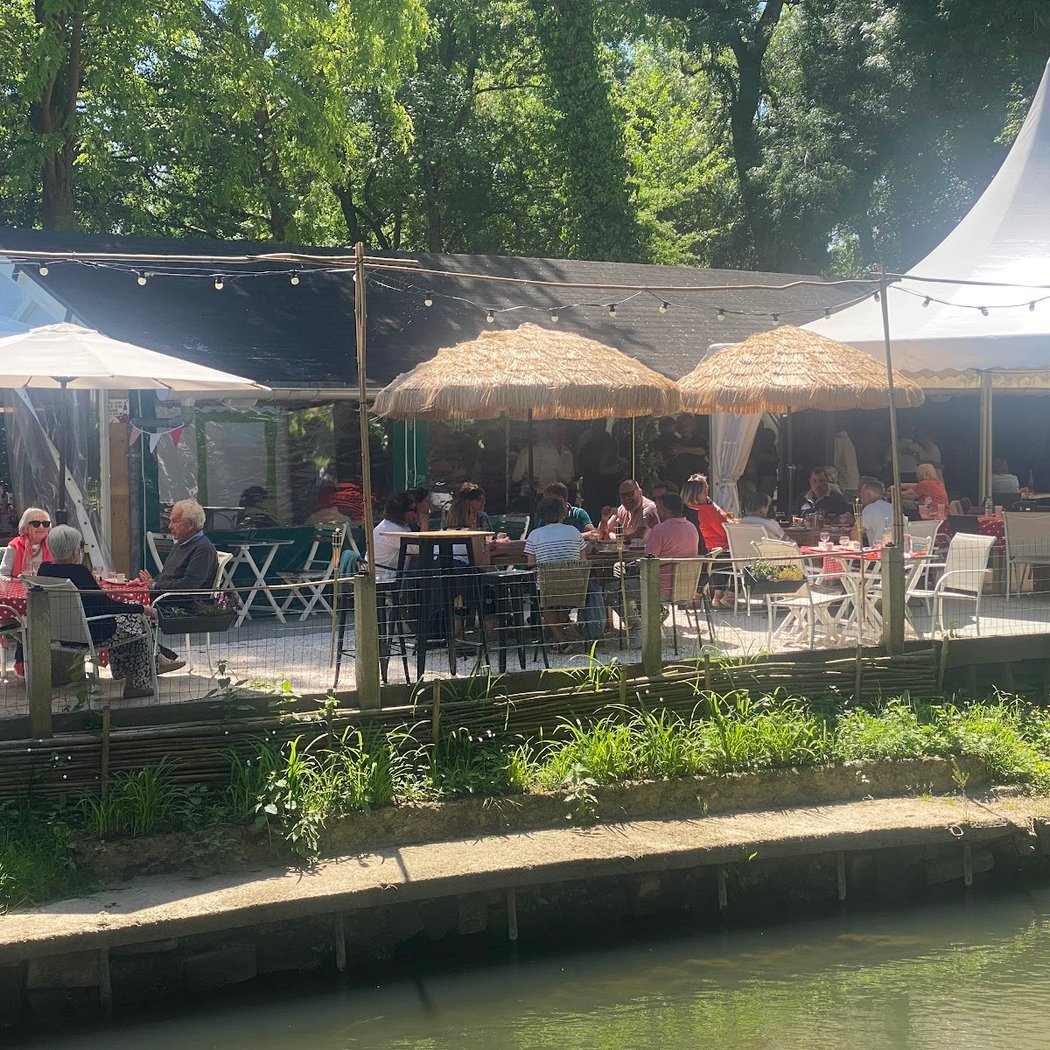 la guinguette des îles de Troo 2