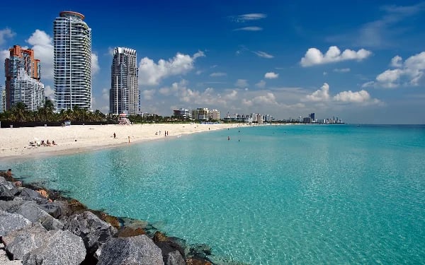 Clean Miami Beach: Japan Ocean Day Beach Cleanup 1