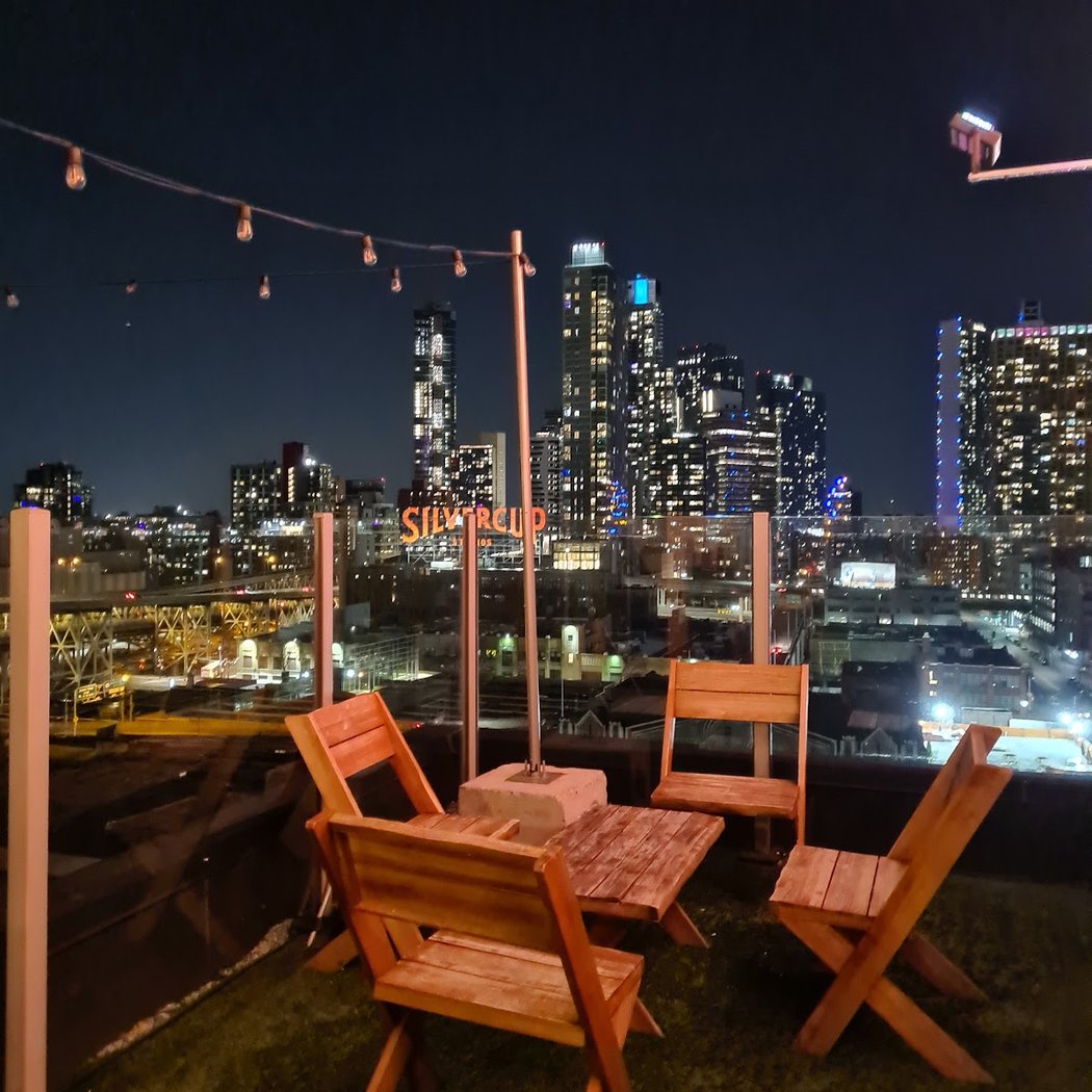 Savanna Rooftop 3