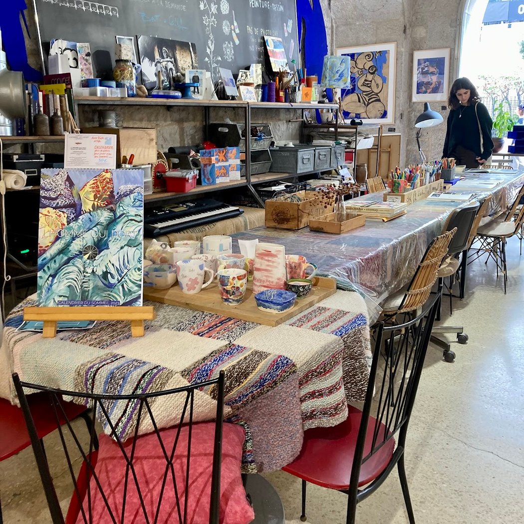 LES DOCKS MARKET 1