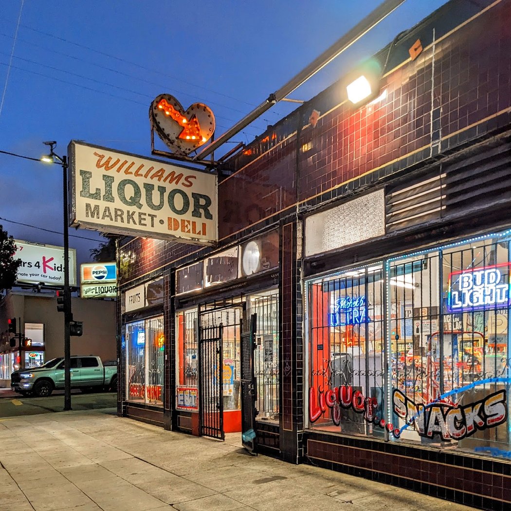 William's Market & Liquor 3