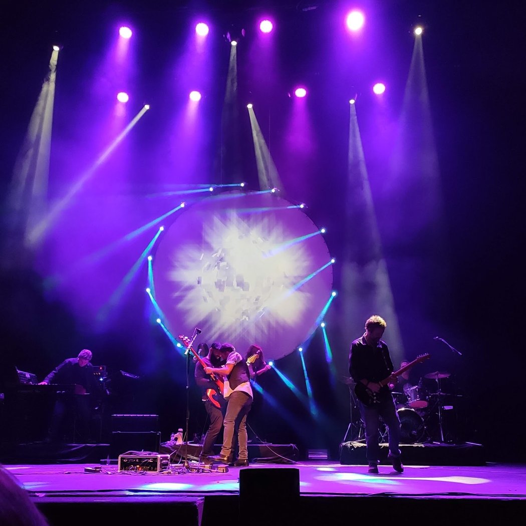 Being Floyd: Homenaje a Pink Floyd - Wish You Were Here 50 Aniversario 2