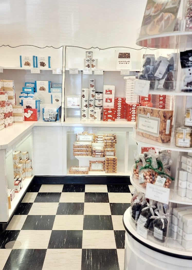 See's Candies Seasonal Location 3
