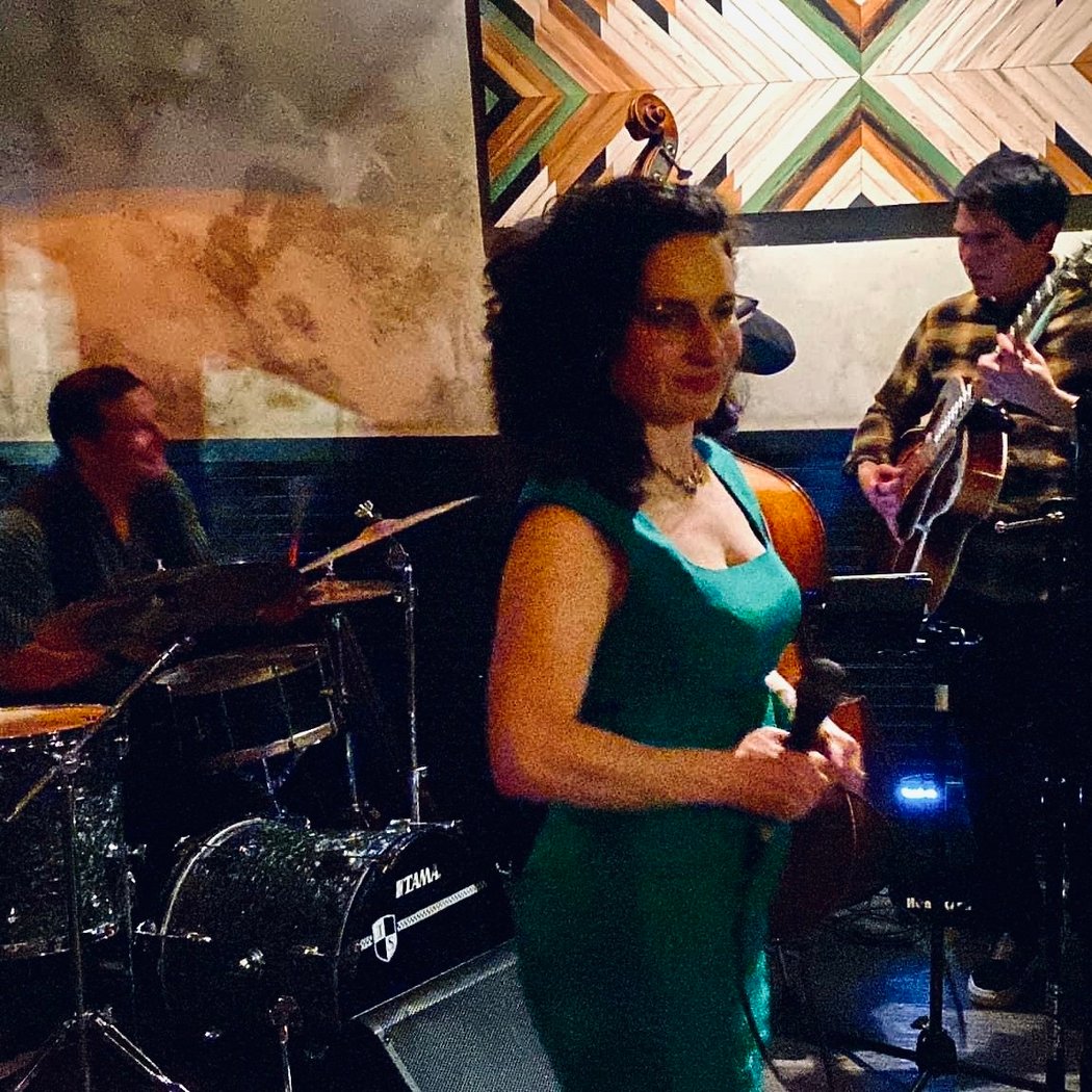 HANNA RIFKIN & THE HANDSOMES 1