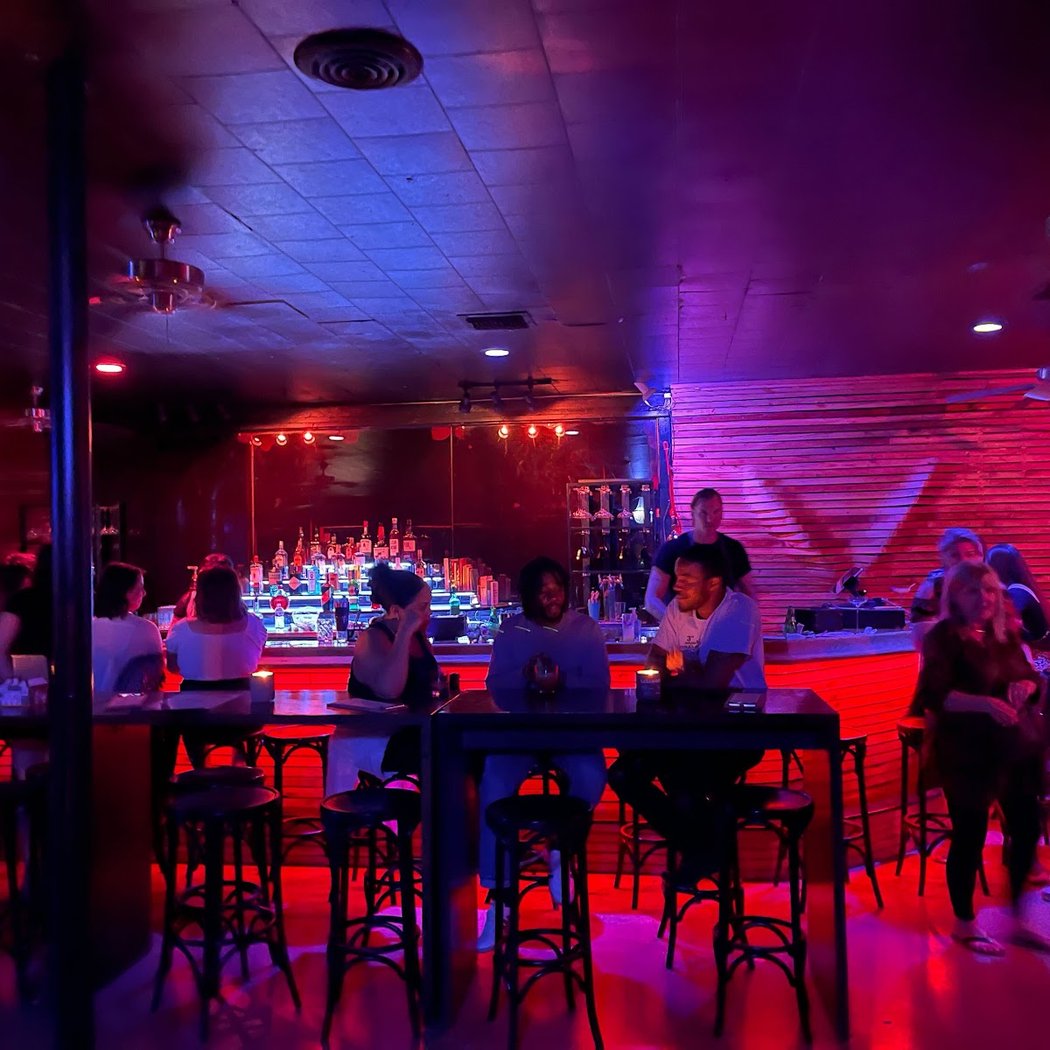 Valentina the Bar 2