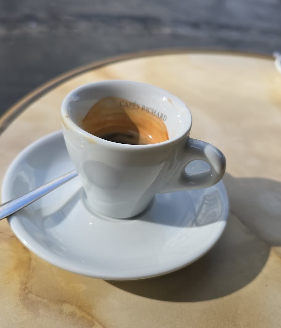 Les Coteaux Du Rhone Cafe 76 1