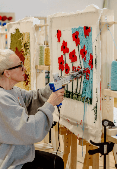 Rug Tufting | Art and Craft Workshops 3