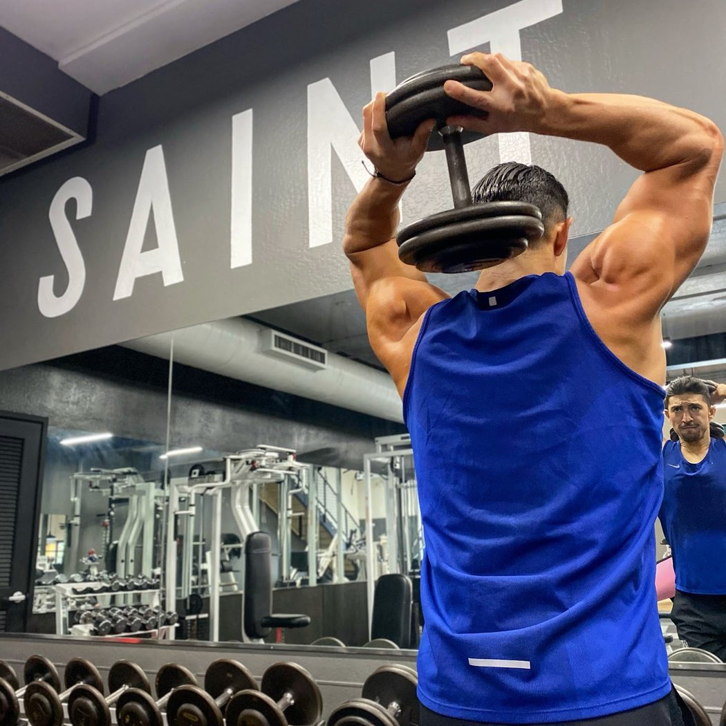 SAINT FIT 1