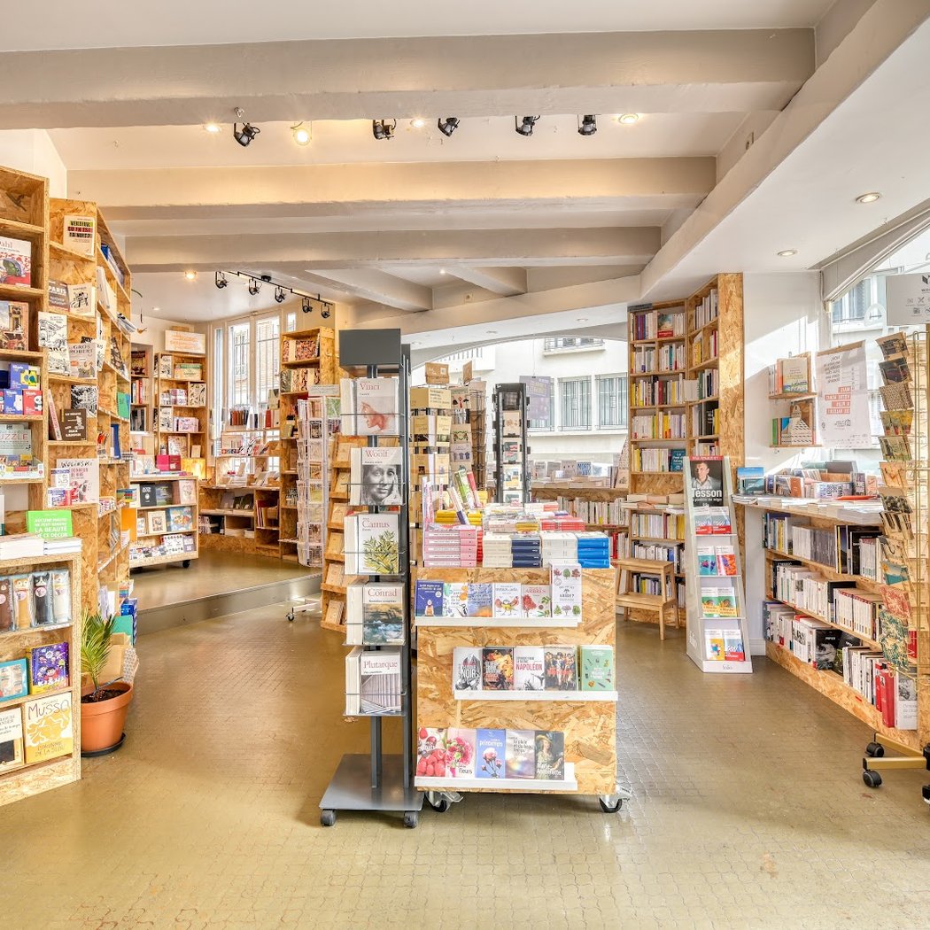 The Tiny Bookstore 1