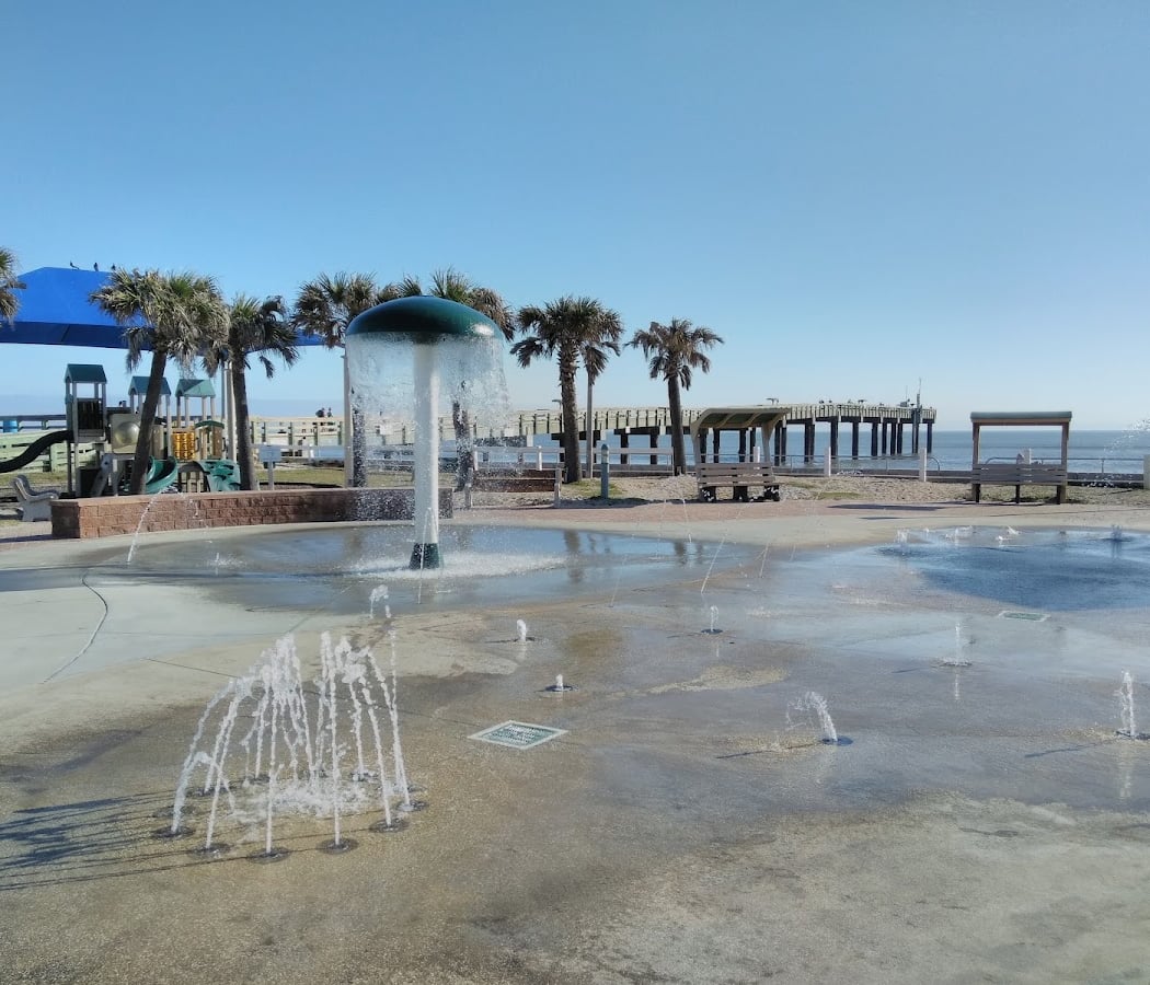 Splash Park at the Pier 2