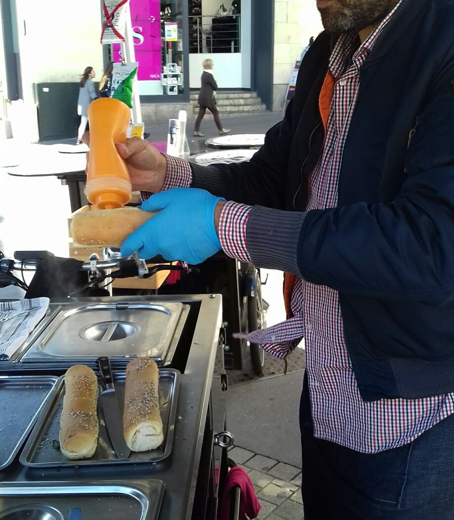 Delikatessen Hot Dog 2