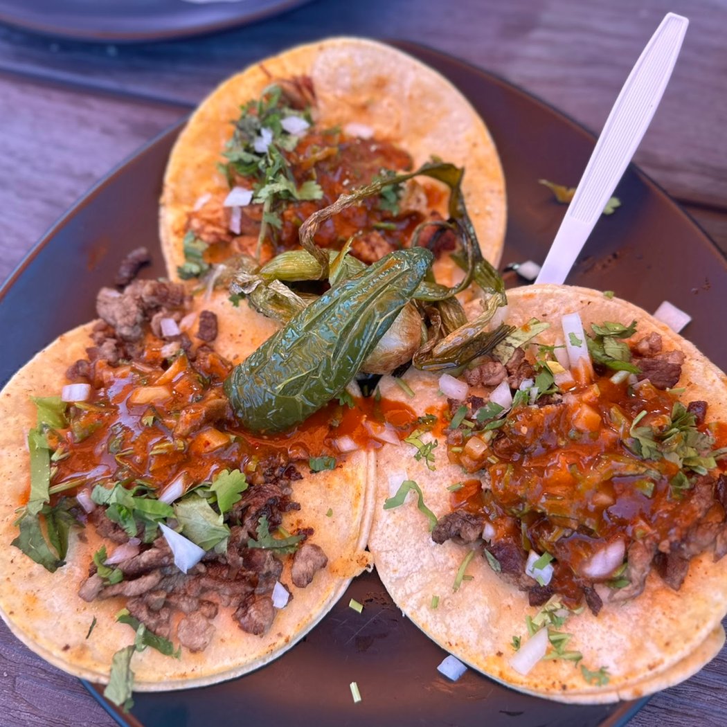 Taqueria la Mordida 3