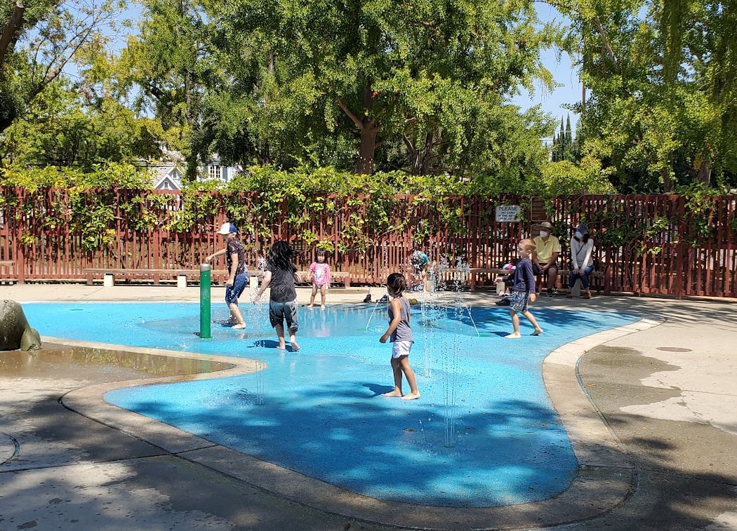 Mitchell Park Playground Water Fountains 1