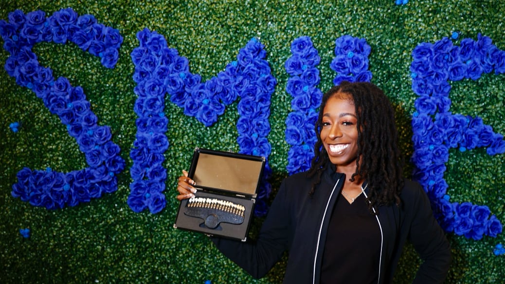 Smile Bigger with Danni:Teeth Whitening & Tooth Gems 1