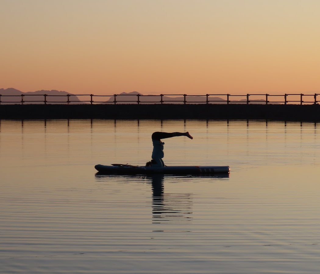 Sup Yoga Hillyogagirl 1