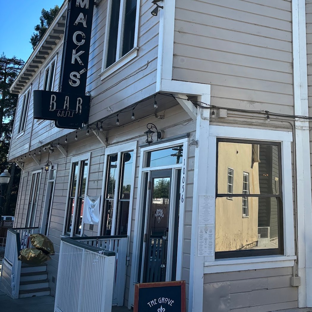 Grove Speakeasy Happy Hour 2