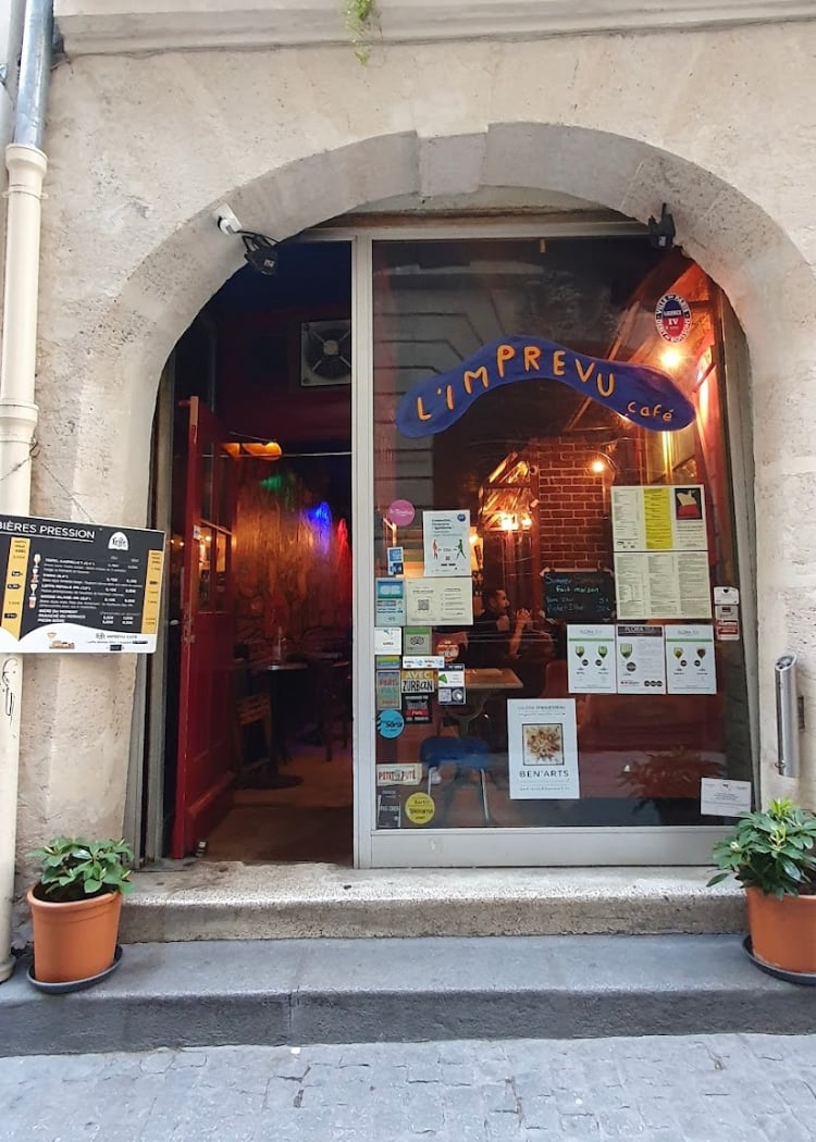 L'Imprévu Café 2
