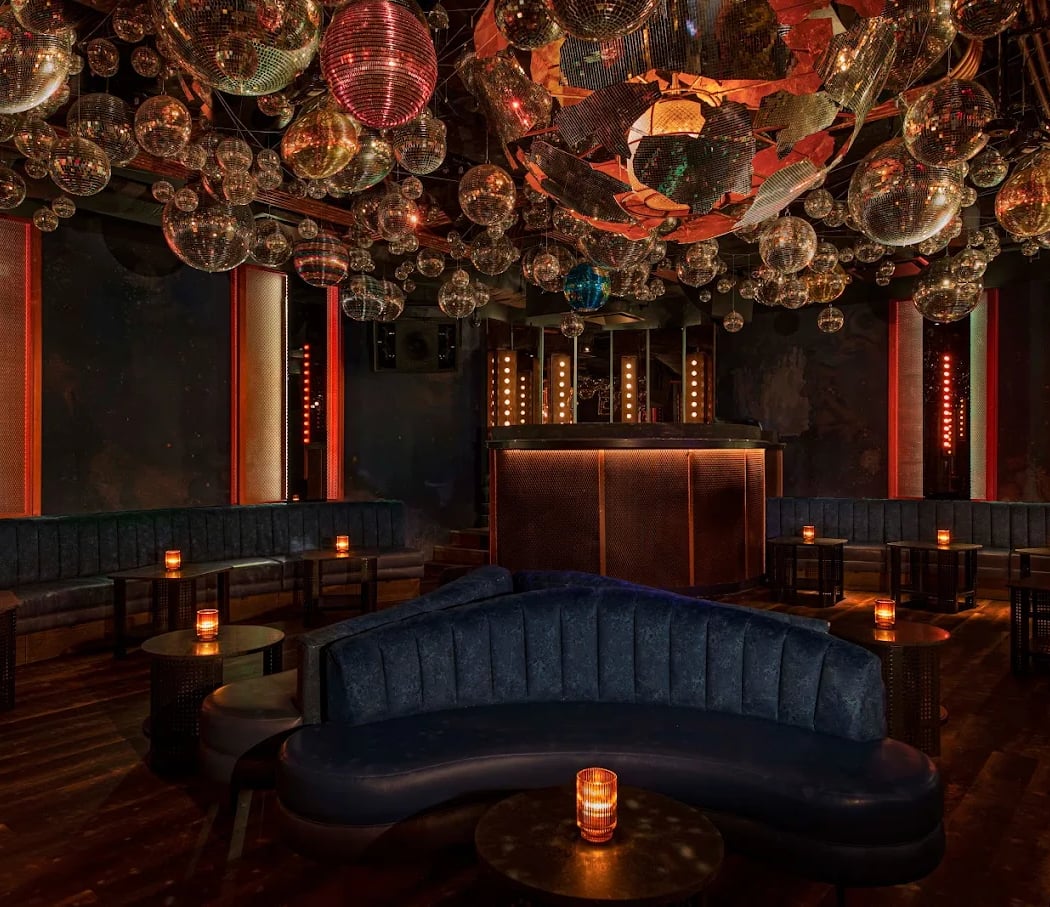 Loosie's Nightclub 3