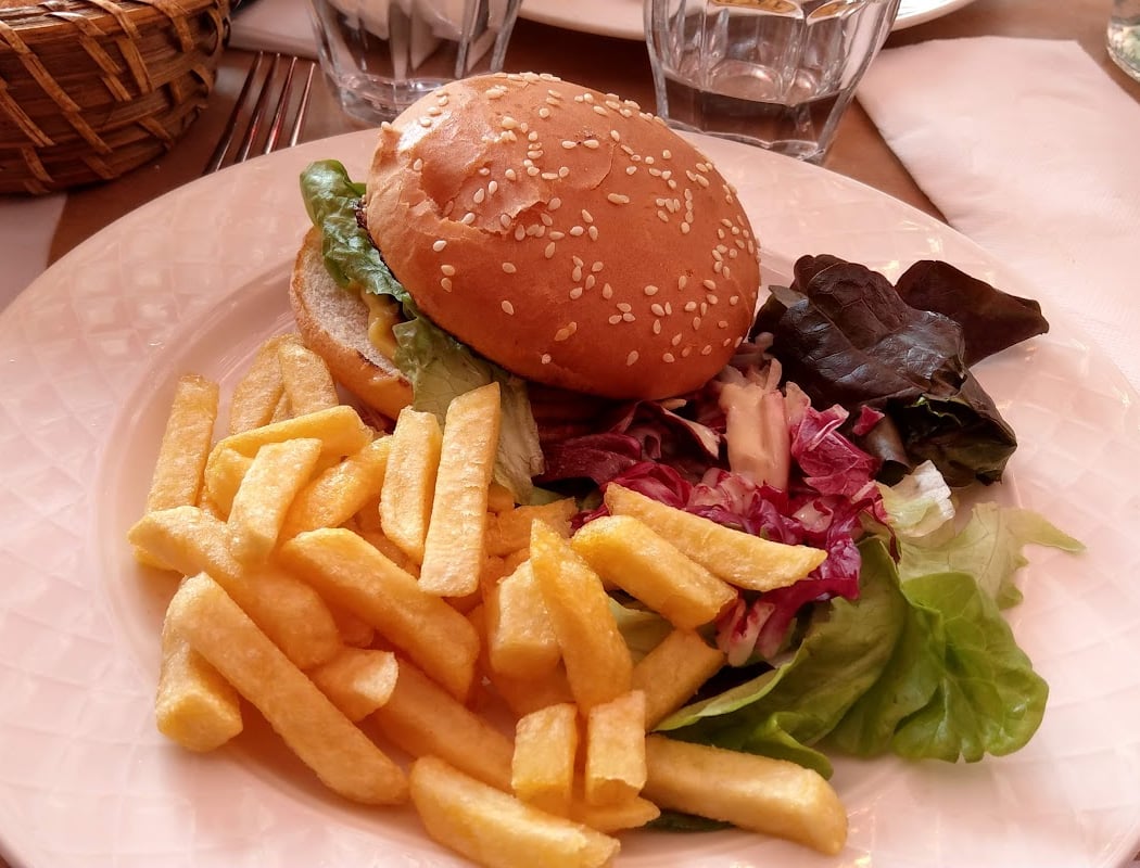 Le Castel Café 3
