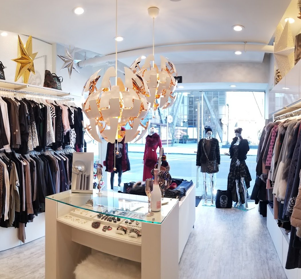 Selfie Clothing Boutique 1