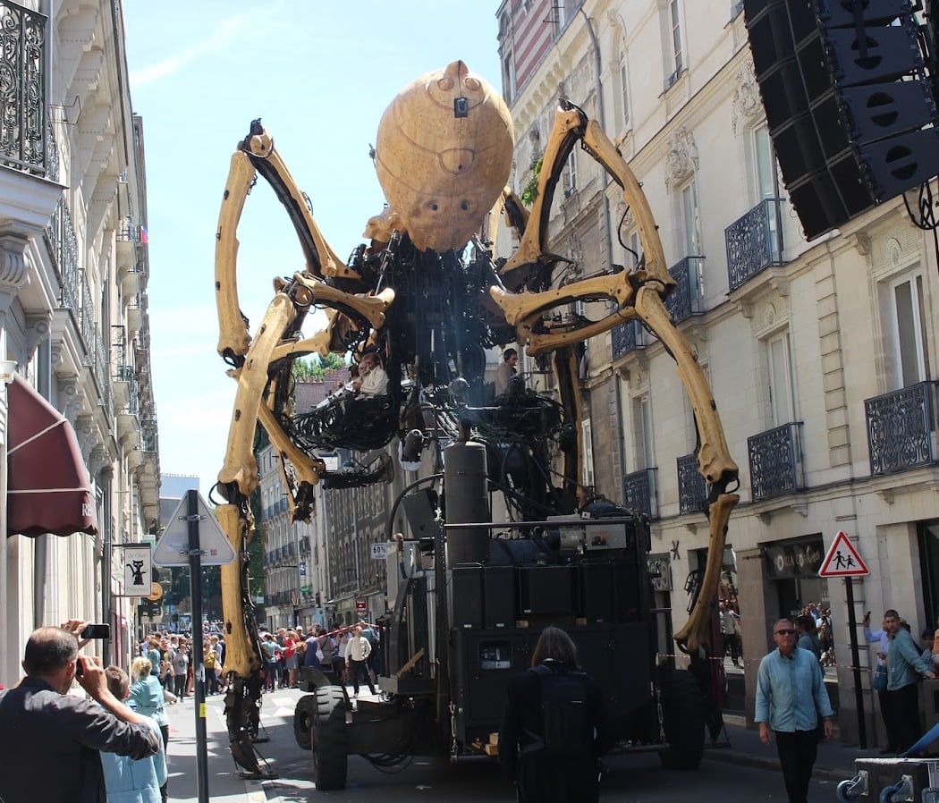 Royal de Luxe 1