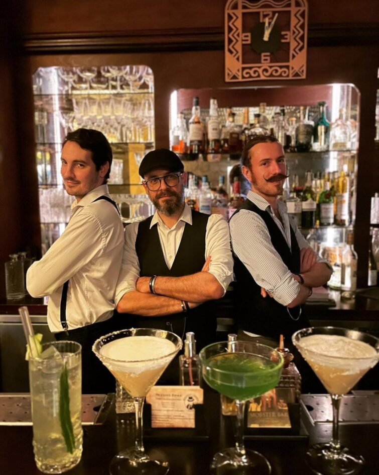 Mobster Bar 1