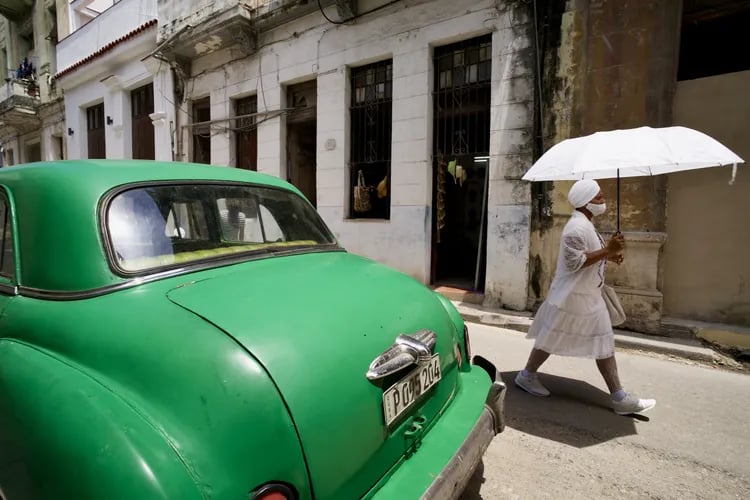 CUBA: Two Worlds – One Vision 1