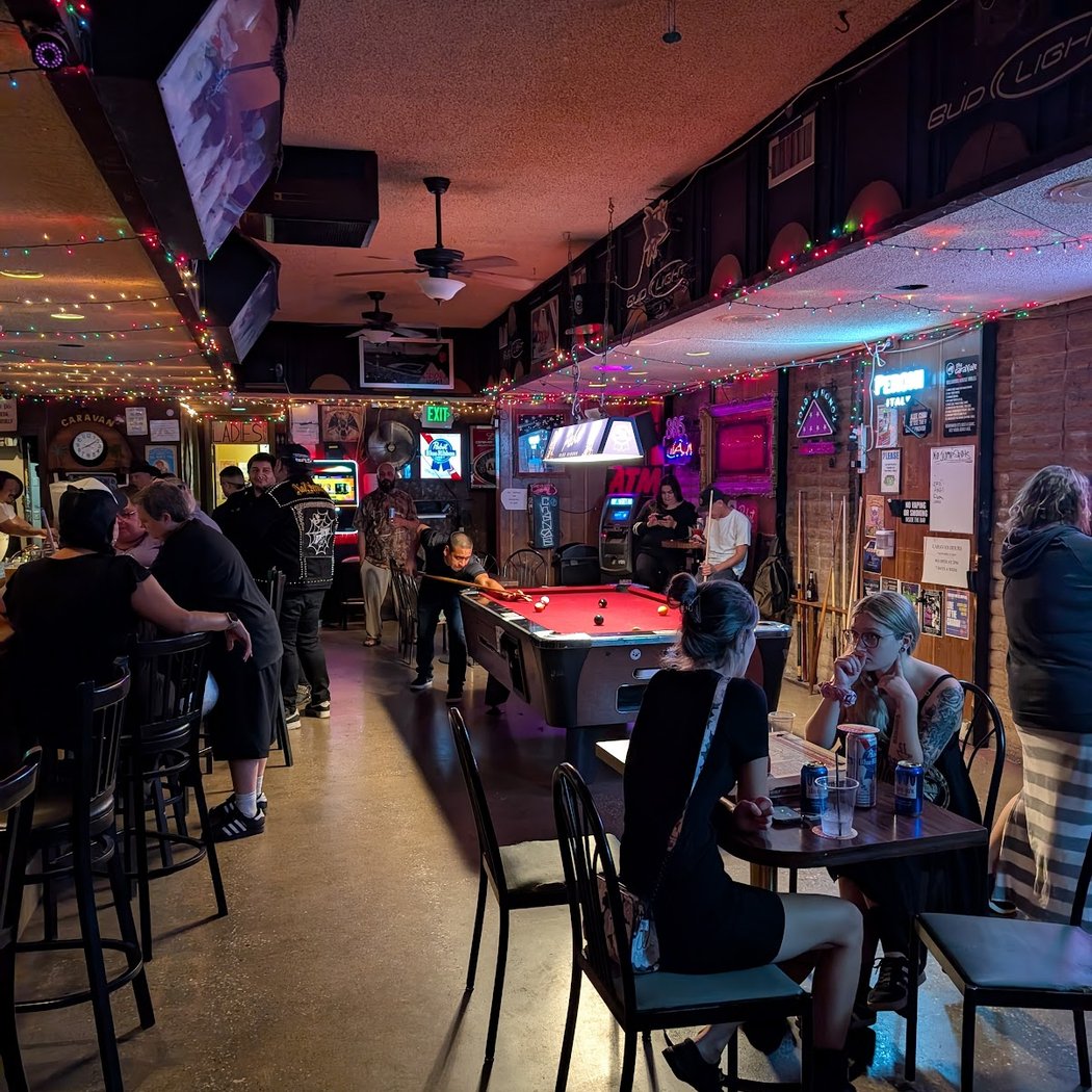 Late-night karaoke, comedy show, live music, or burlesque performance 1