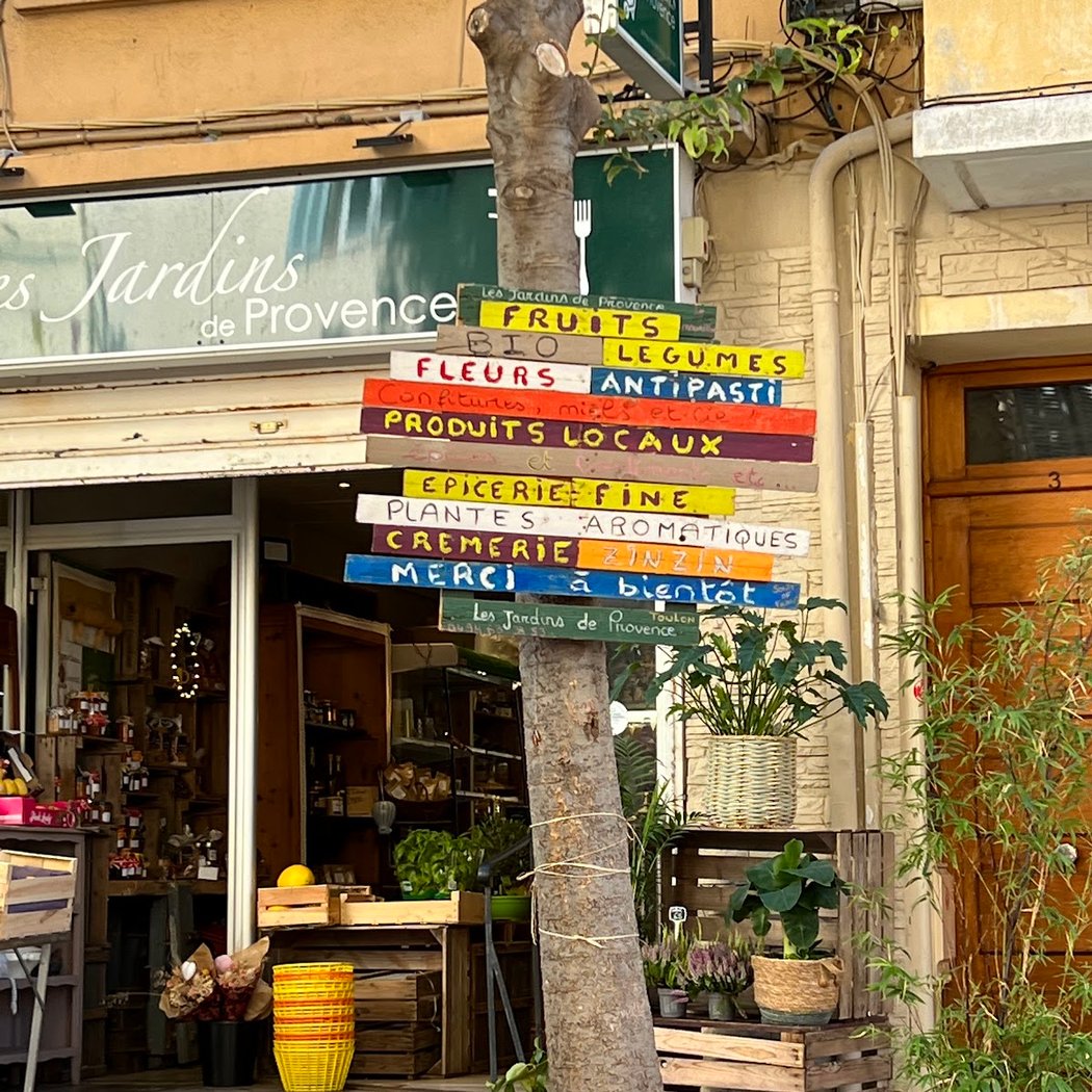 Mourillon Market 2