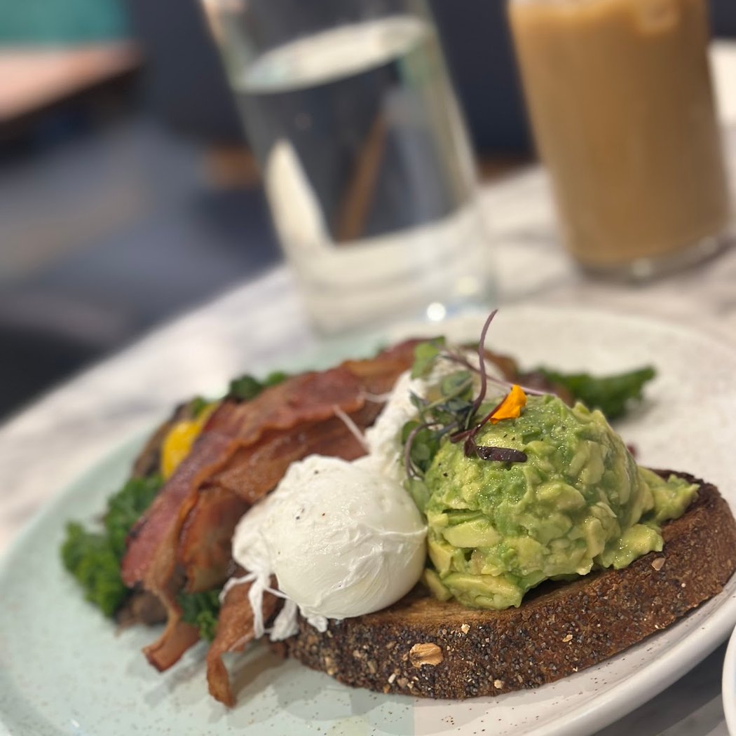 Bluestone Lane - Steiner St Café 3