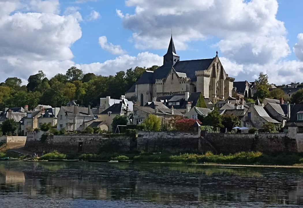 Chinon 2