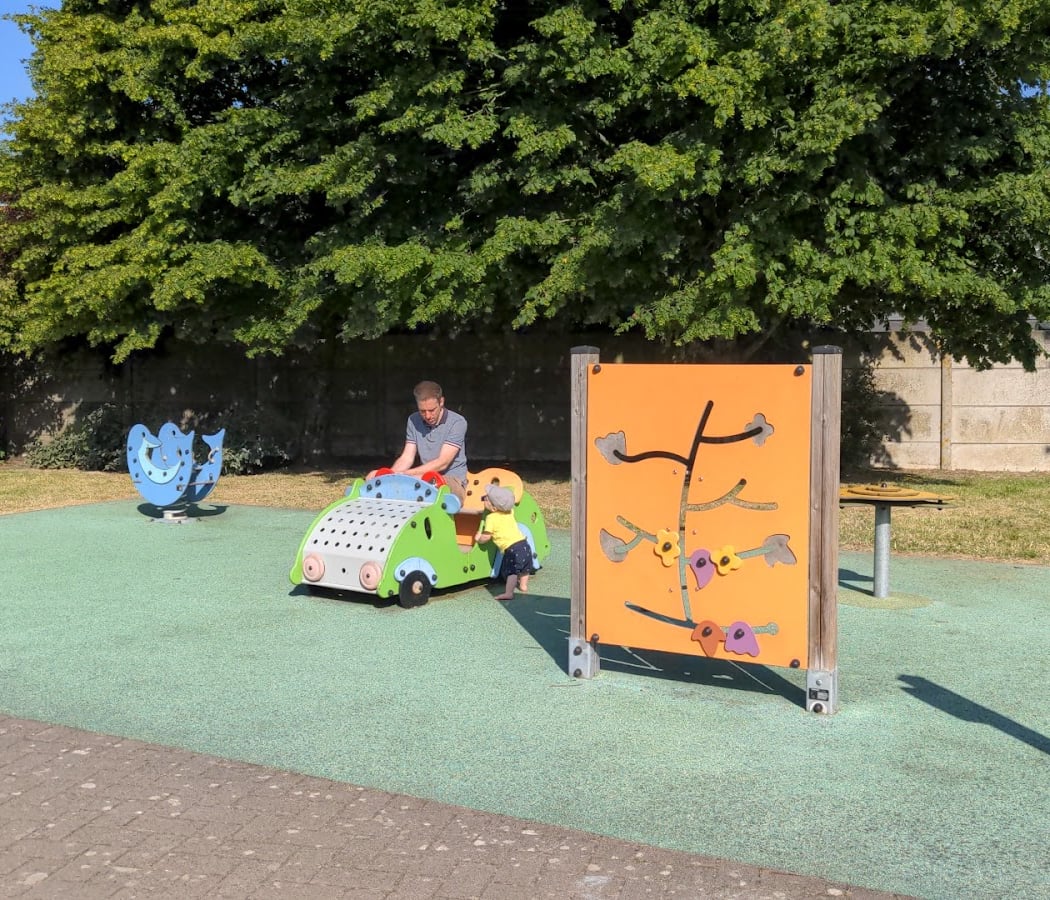 Aire de jeux pour enfants 3